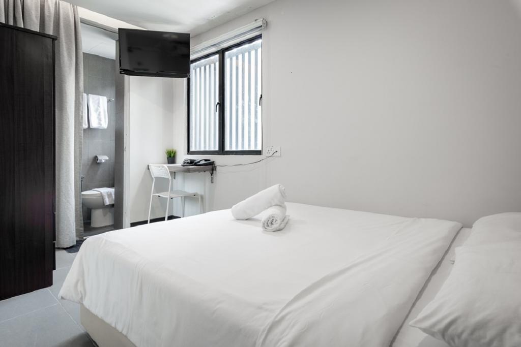 Max Hotel Субанг-Джая Экстерьер фото